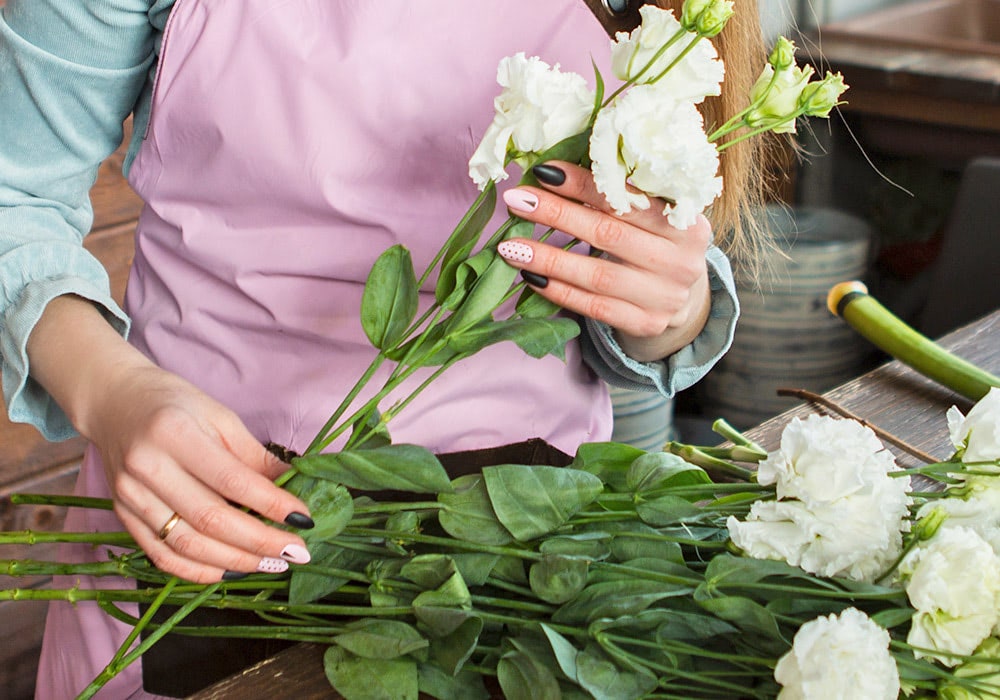 The Best Valentine's Day Gift for Him? A Personalized Flower Bouquet - Ah  Sam Floral Co.