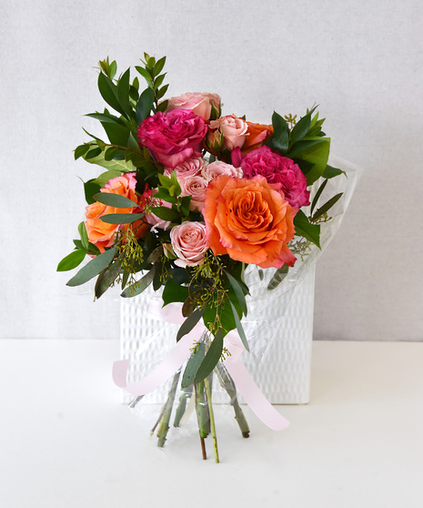 Sweetie Pie Rose Hand-tied Flowers