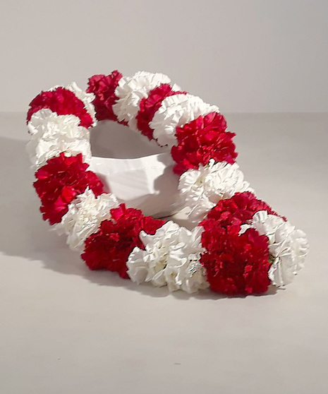 Red & White Carnation Lei - Available at Commencement