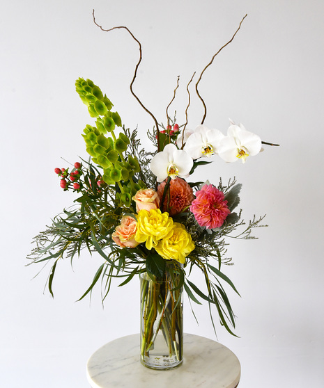 Intrigue - Modern Floral Design