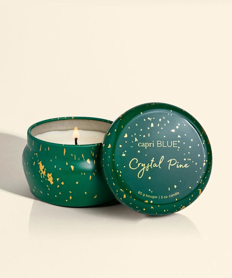 This sweet African violet, in a ceramic mug with a unique handle and printed with “Plant Mom.” Soft blooms and green foliage make this a thoughtful and easy to love  gift.