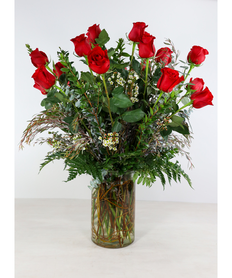 Luxury Red Roses in Vase